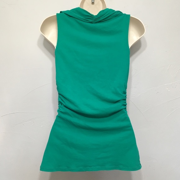 ANTHROPOLOGIE GREEN SLEEVELESS FRONT TWIST BUTTERFLY TOP - Picture 6 of 8
